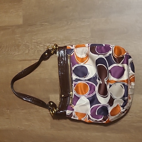 Authentic Coach Purse - Picture 2 of 3